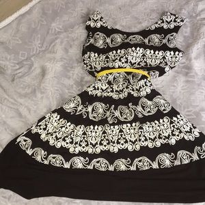 Very cute black and white dress